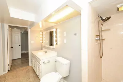 4329 S 275 W, Washington Terrace, UT 84405 - Photo 27