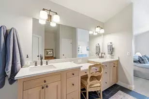 2154 E New Horizon Dr, Sandy, UT 84093 - Photo 33