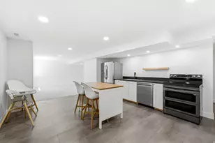 2154 E New Horizon Dr, Sandy, UT 84093 - Photo 41