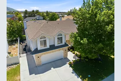 2154 E New Horizon Dr, Sandy, UT 84093 - Photo 57