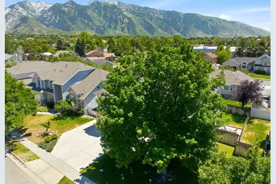 2154 E New Horizon Dr, Sandy, UT 84093 - Photo 61