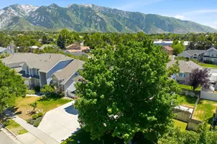 2154 E New Horizon Dr, Sandy, UT 84093 - Photo 61