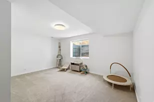 2154 E New Horizon Dr, Sandy, UT 84093 - Photo 47