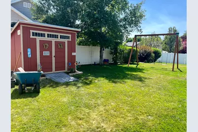 2581 W 1890 N, Clinton, UT 84015 - Photo 25