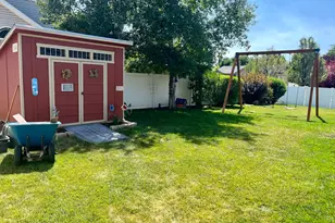 2581 W 1890 N, Clinton, UT 84015 - Photo 25