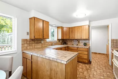 2085 N 1250 E, North Logan, UT 84341 - Photo 9