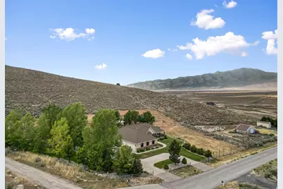 2286 E Cedar Dr, Eagle Mountain, UT 84005 - Photo 47