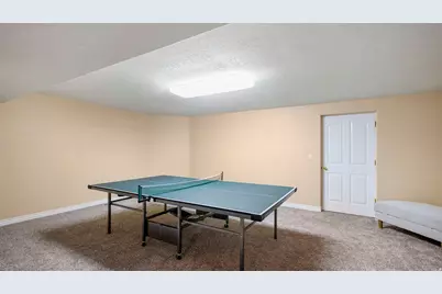2286 E Cedar Dr, Eagle Mountain, UT 84005 - Photo 23