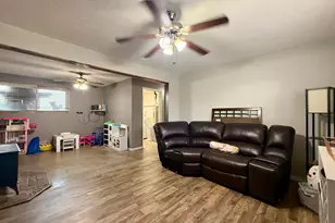 653 E 2850 S, Vernal, UT 84078 - Photo 13