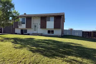 653 E 2850 S, Vernal, UT 84078 - Photo 1