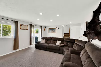 2011 S 2830 W, Syracuse, UT 84075 - Photo 11