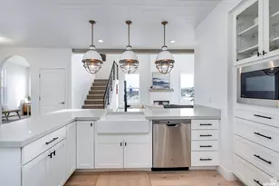 7576 S Clipper Hill Rd W, West Jordan, UT 84081 - Photo 11