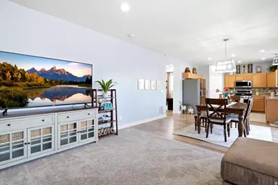 6563 S Grayline Ct W, West Valley, UT 84081 - Photo 11