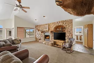 6643 W 5900 S, Hooper, UT 84315 - Photo 7