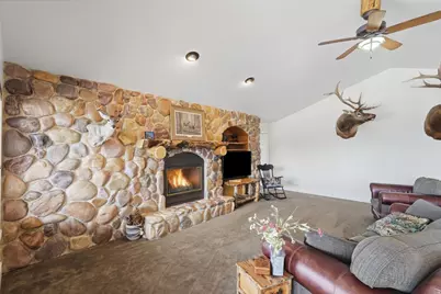 6643 W 5900 S, Hooper, UT 84315 - Photo 5