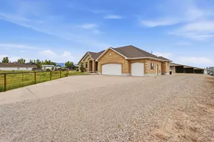 6643 W 5900 S, Hooper, UT 84315 - Photo 3