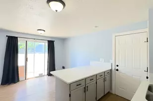 731 S 1650 E, Clearfield, UT 84015 - Photo 7