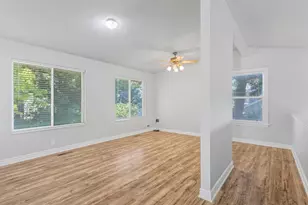 433 W Chase Ln N, Centerville, UT 84014 - Photo 17