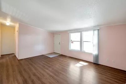 279 W Eastgate Dr, Sandy, UT 84070 - Photo 3