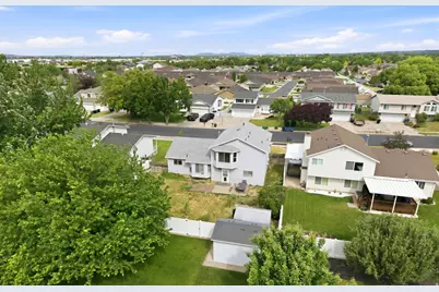 431 W Creekside Ln, Kaysville, UT 84037 - Photo 57