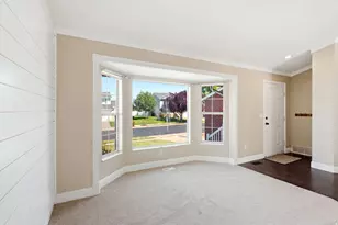 431 W Creekside Ln, Kaysville, UT 84037 - Photo 9