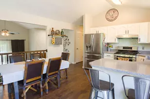 823 E Creekside Dr S, Layton, UT 84041 - Photo 11