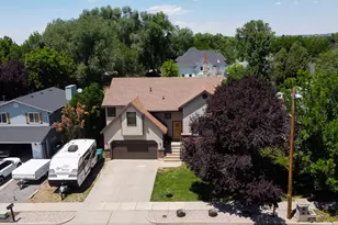 823 E Creekside Dr S, Layton, UT 84041 - Photo 31
