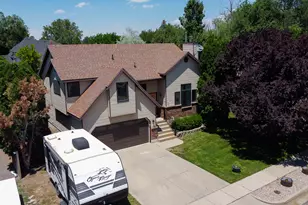 823 E Creekside Dr S, Layton, UT 84041 - Photo 33