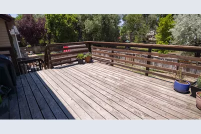 823 E Creekside Dr S, Layton, UT 84041 - Photo 29