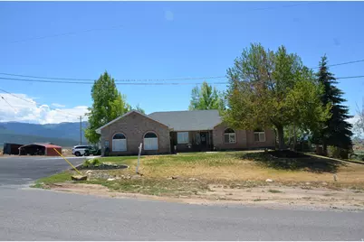 890 E 200 S, Mount Pleasant, UT 84647 - Photo 1