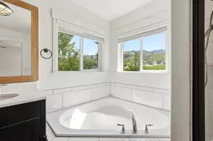 338 S Windy Ridge Dr E, Smithfield, UT 84335 - Photo 33