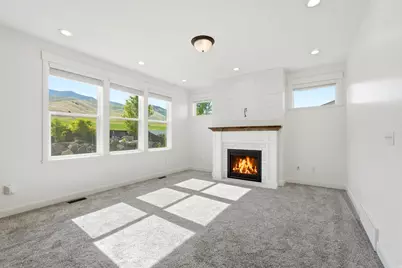 338 S Windy Ridge Dr E, Smithfield, UT 84335 - Photo 17