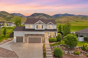 338 S Windy Ridge Dr E, Smithfield, UT 84335 - Photo 1
