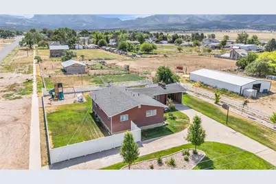 415 S 200 W, Fillmore, UT 84631 - Photo 43