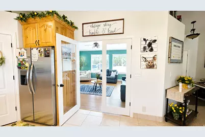 1518 W River Willow Ct, Bluffdale, UT 84065 - Photo 5