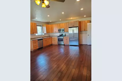 1518 W River Willow Ct, Bluffdale, UT 84065 - Photo 33