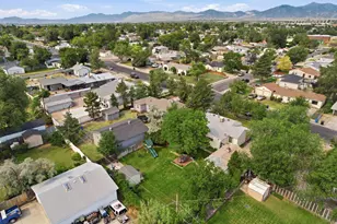 5527 S 4270 W, Kearns, UT 84118 - Photo 37