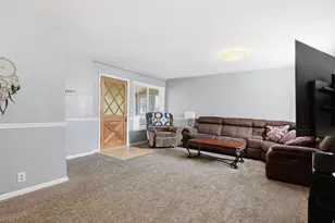 5527 S 4270 W, Kearns, UT 84118 - Photo 7