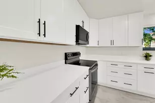 11530 S Jordan Point Dr, Sandy, UT 84092 - Photo 13