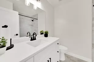 11530 S Jordan Point Dr, Sandy, UT 84092 - Photo 21