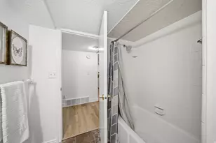 2023 E Hubbard Ave, Salt Lake City, UT 84108 - Photo 43