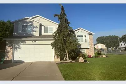 4596 S 3150 W, Roy, UT 84067 - Photo 3