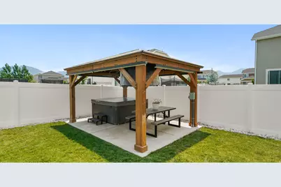 699 W 900 S, Springville, UT 84663 - Photo 29
