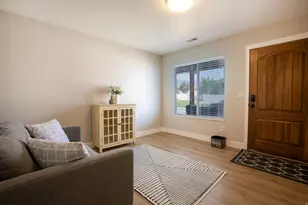 1729 Arnold Dr, Layton, UT 84041 - Photo 5