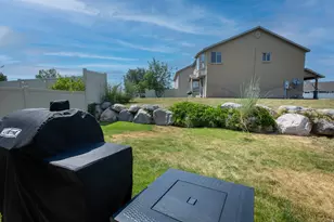 1729 Arnold Dr, Layton, UT 84041 - Photo 25