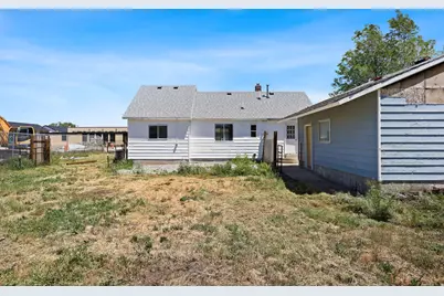 237 N 100 W, Garland, UT 84312 - Photo 19