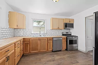 237 N 100 W, Garland, UT 84312 - Photo 7