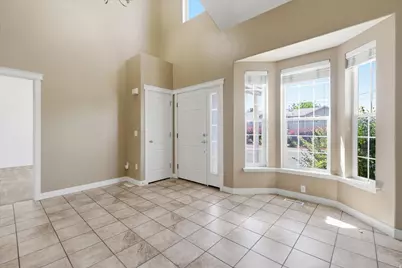 1010 N 130 W #102, Logan, UT 84341 - Photo 3