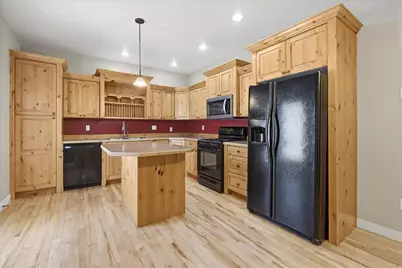 1010 N 130 W #102, Logan, UT 84341 - Photo 5