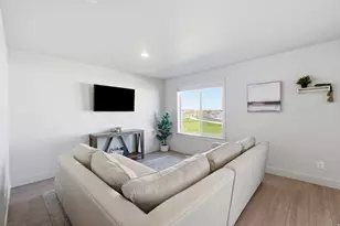 4014 S Sage Wood Ave, Mapleton, UT 84664 - Photo 3
